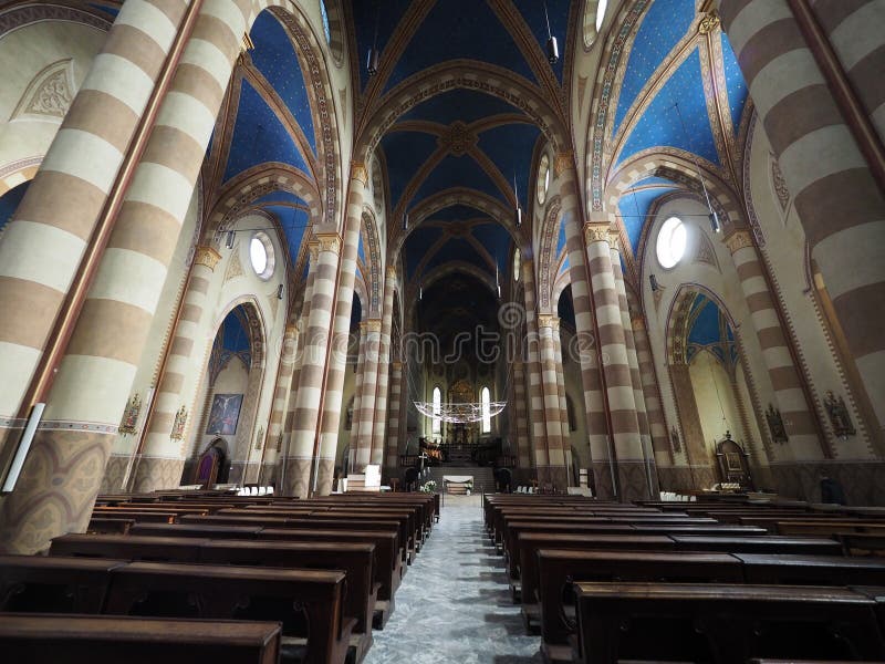 Собор San Lorenzo в Alba стоковая фотография rf